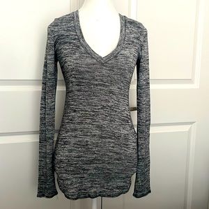 Wilfred Free Open back Long sleeve top